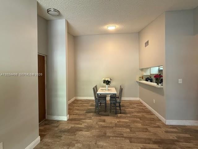 Real estate property located at 8911 123rd Ct #203, Miami-dade, Kenland Walk Condo Iii, Miami, FL