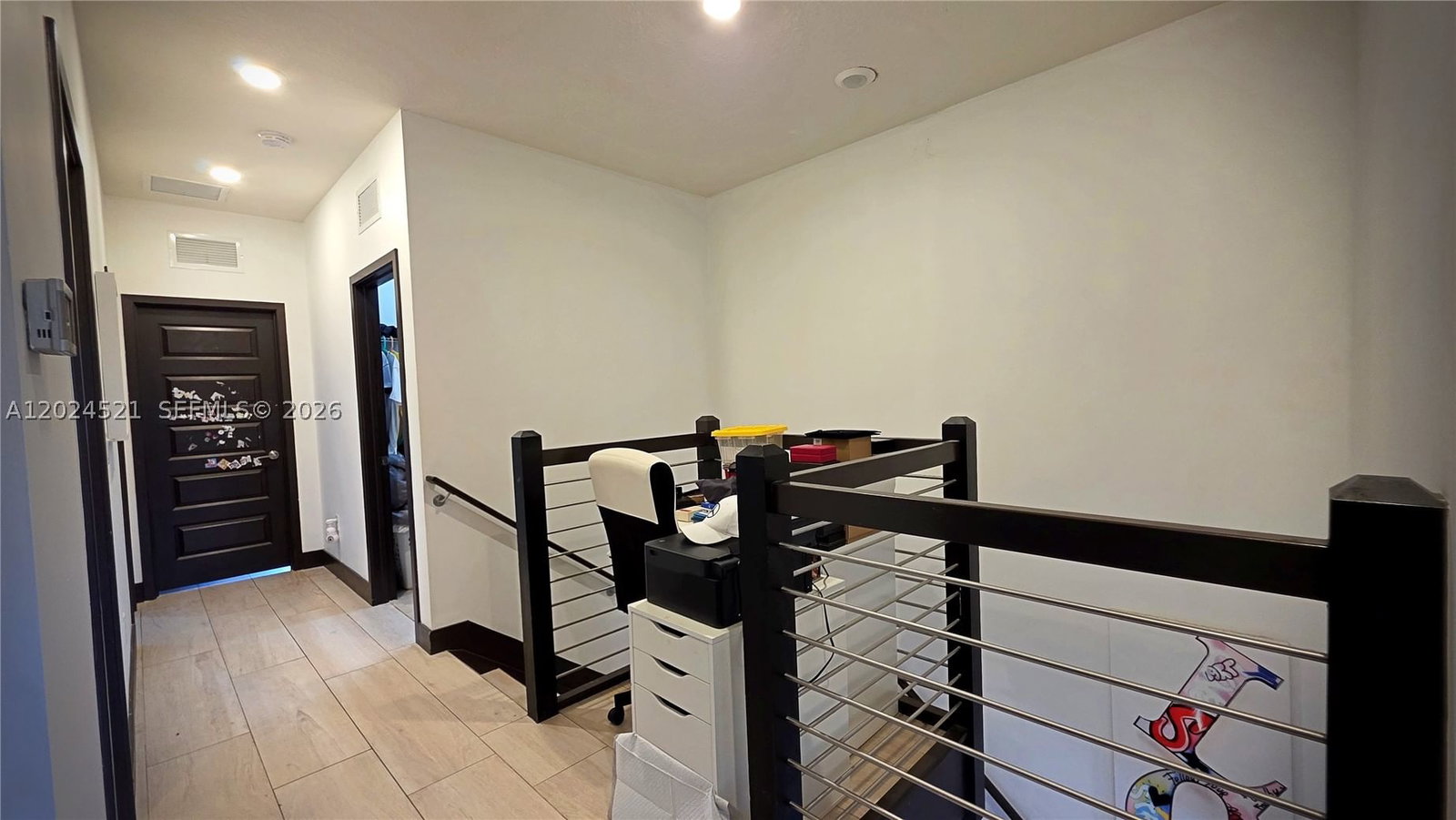 Real estate property located at 16017 91st Ct, Miami-dade, Dunnwoody Lake, Miami Lakes, FL