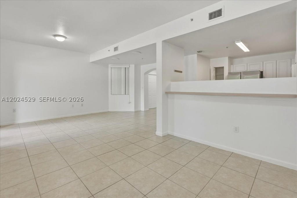 Real estate property located at 11102 83rd St #108, Miami-dade, Promenade Shores At Doral, Doral, FL