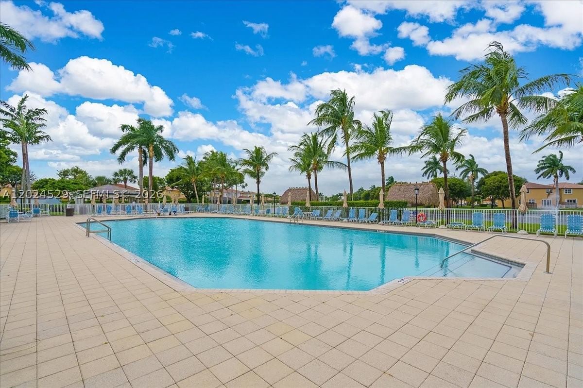 Real estate property located at 11102 83rd St #108, Miami-dade, Promenade Shores At Doral, Doral, FL
