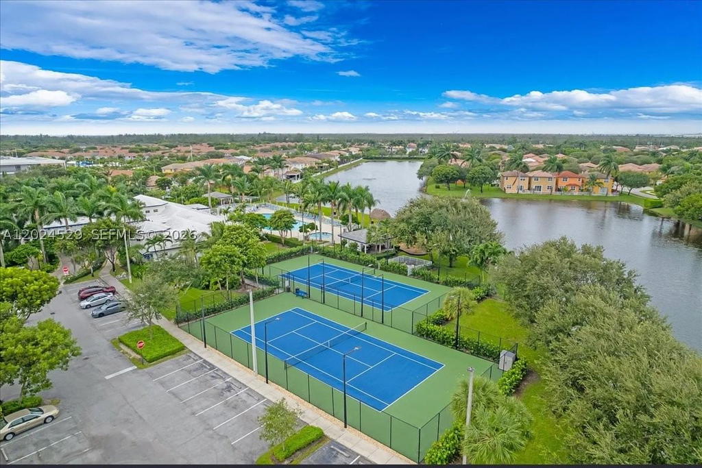 Real estate property located at 11102 83rd St #108, Miami-dade, Promenade Shores At Doral, Doral, FL