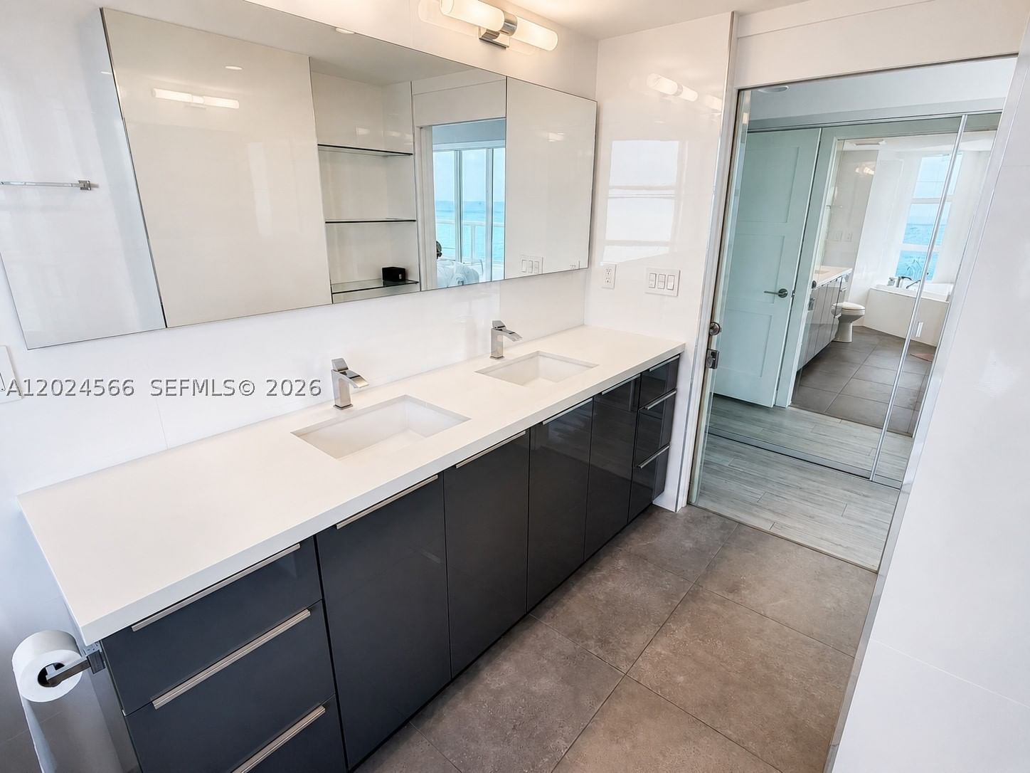 Real estate property located at 4201 Collins Ave #1503, Miami-dade, La Tour Condo, Miami Beach, FL