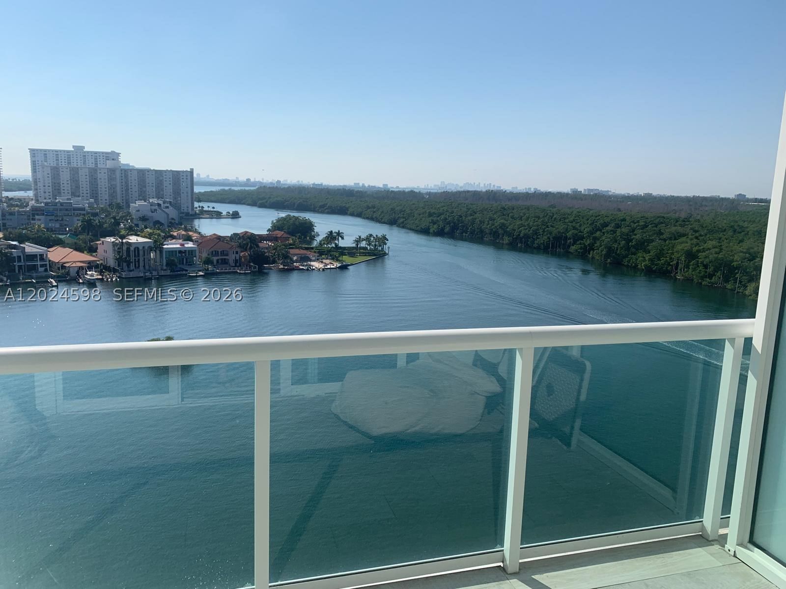 Real estate property located at 400 Sunny Isles Blvd #1202, Miami-dade, 400 Sunny Isles Condo Wes, Sunny Isles Beach, FL