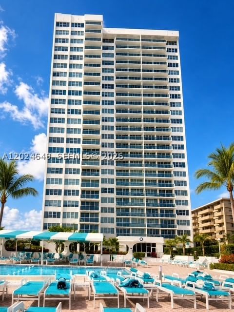 Real estate property located at 3140 Ocean Dr #1705, Broward, Parker Tower Condo, Hallandale Beach, FL