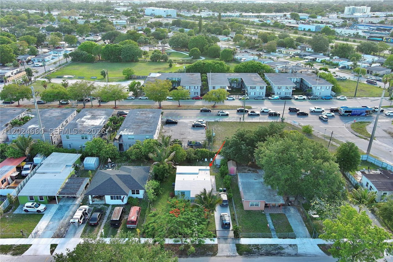 Real estate property located at 14370 21st Ct, Miami-dade, Magnolia Gardens Consolid, Opa Locka, FL