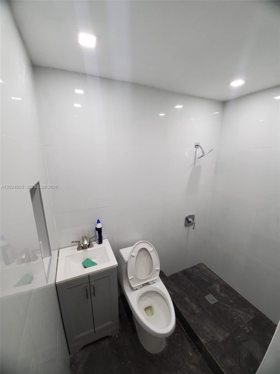 Real estate property located at 1081 166th St, Miami-dade, Monticello Park Unit 1, North Miami Beach, FL