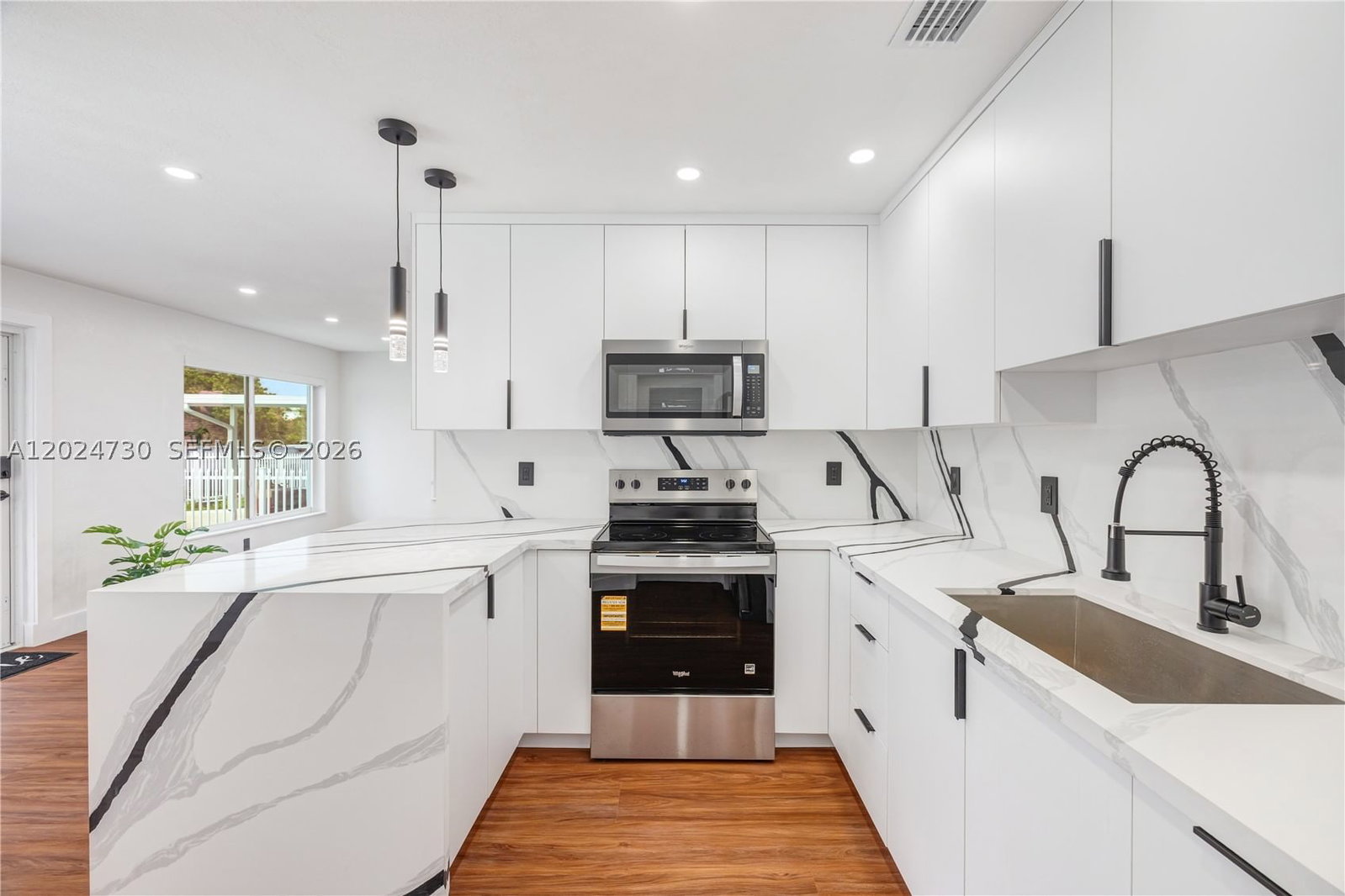 Real estate property located at 2520 108th St, Miami-dade, Golf Park Sec 2, Miami, FL
