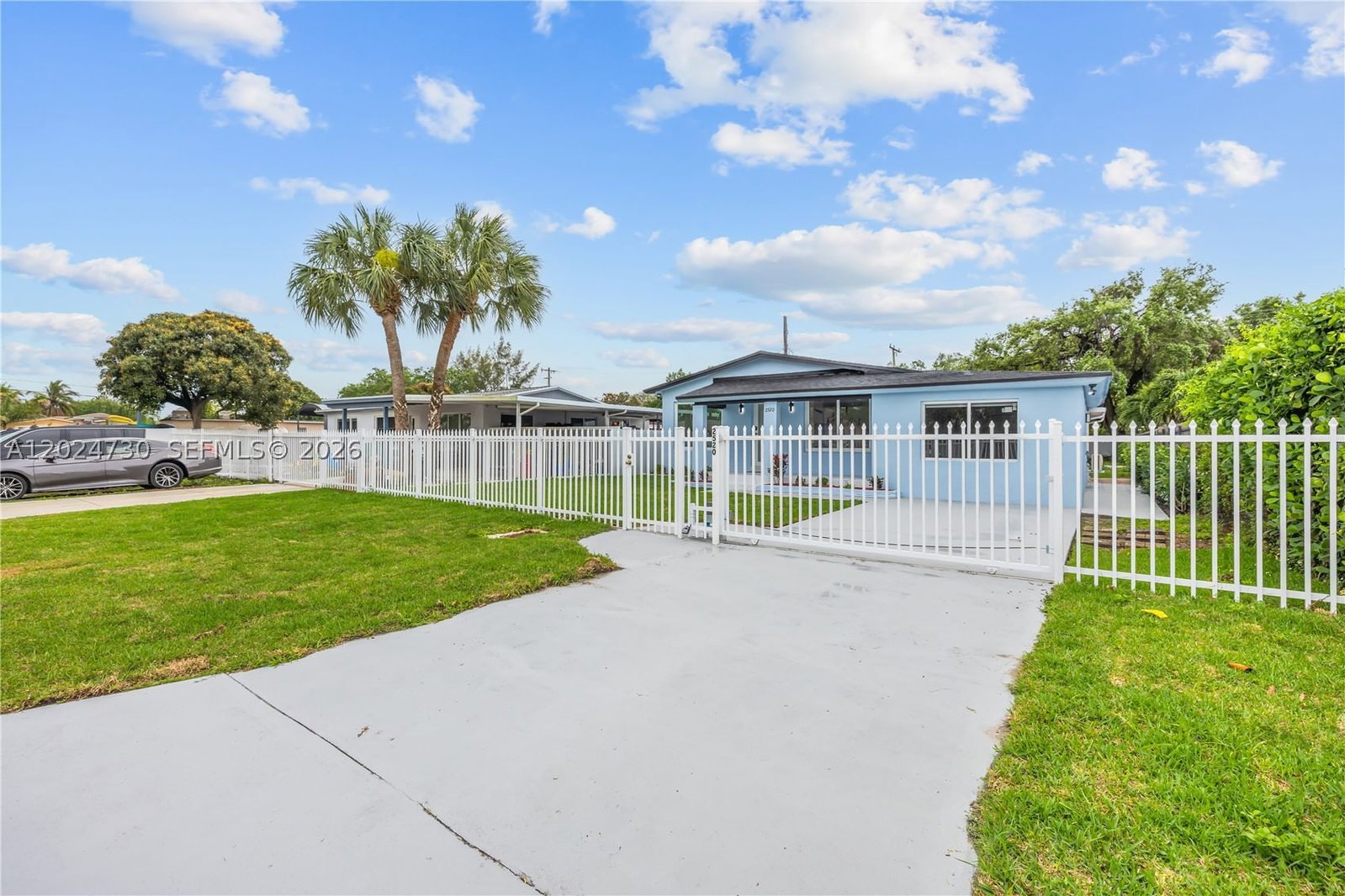 Real estate property located at 2520 108th St, Miami-dade, Golf Park Sec 2, Miami, FL