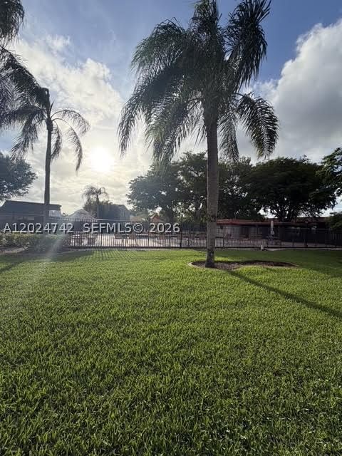 Real estate property located at 15718 Waterside Cir #102, Broward, Waterside Village Two Con, Sunrise, FL