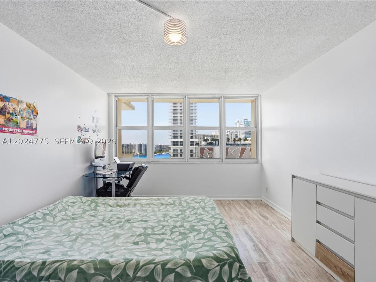 Real estate property located at 1817 Ocean Dr #918, Broward, Imperial Towers Condo, Hallandale Beach, FL