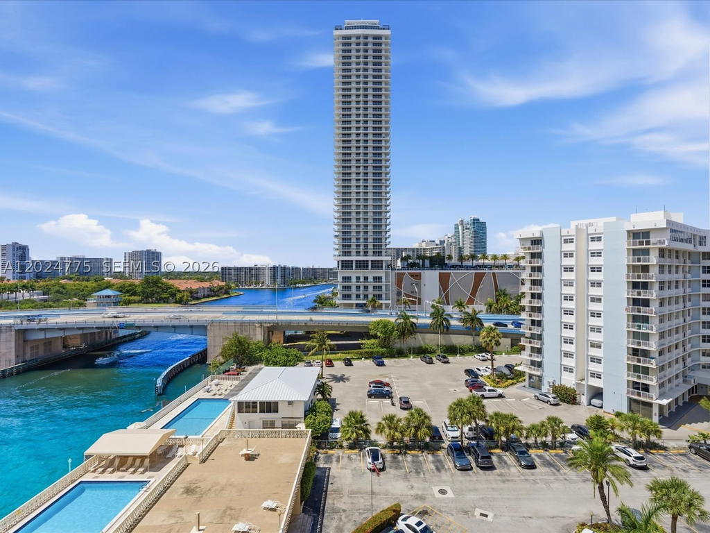 Real estate property located at 1817 Ocean Dr #918, Broward, Imperial Towers Condo, Hallandale Beach, FL