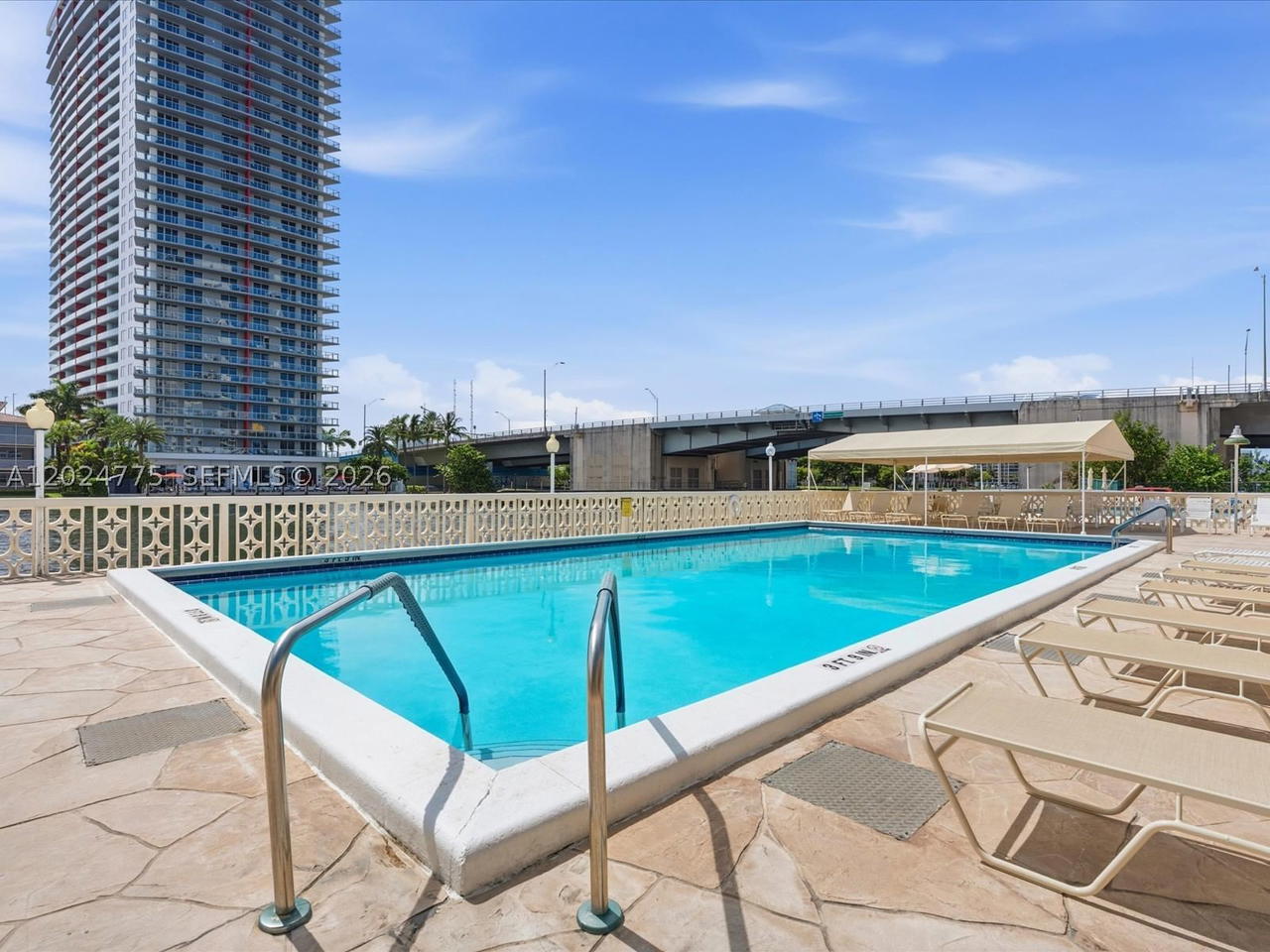 Real estate property located at 1817 Ocean Dr #918, Broward, Imperial Towers Condo, Hallandale Beach, FL