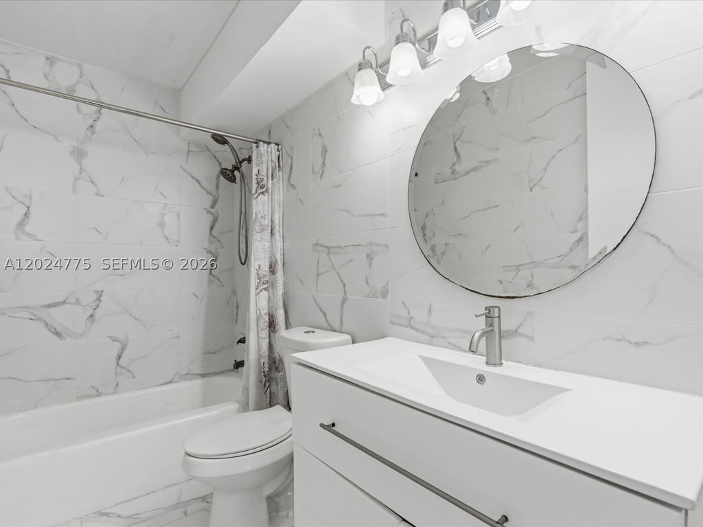 Real estate property located at 1817 Ocean Dr #918, Broward, Imperial Towers Condo, Hallandale Beach, FL