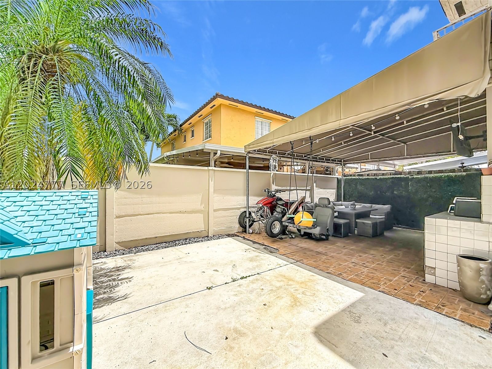Real estate property located at 7699 36th Ave #1, Miami-dade, Villas Canarias Ii Condo, Hialeah, FL