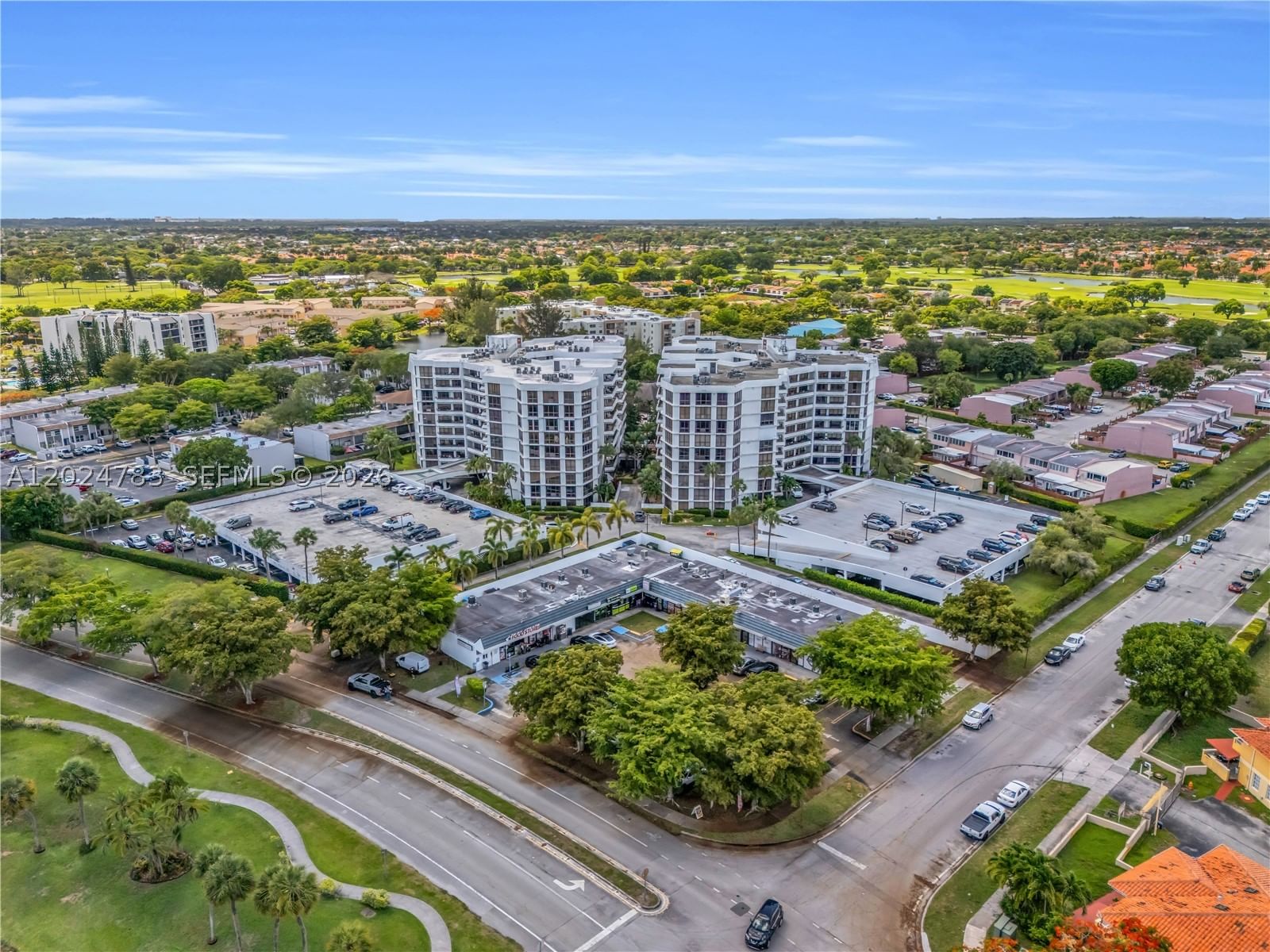 Real estate property located at 13951 Kendale Lakes Cir #208A, Miami-dade, Towers Of Kendale Lakes C, Miami, FL