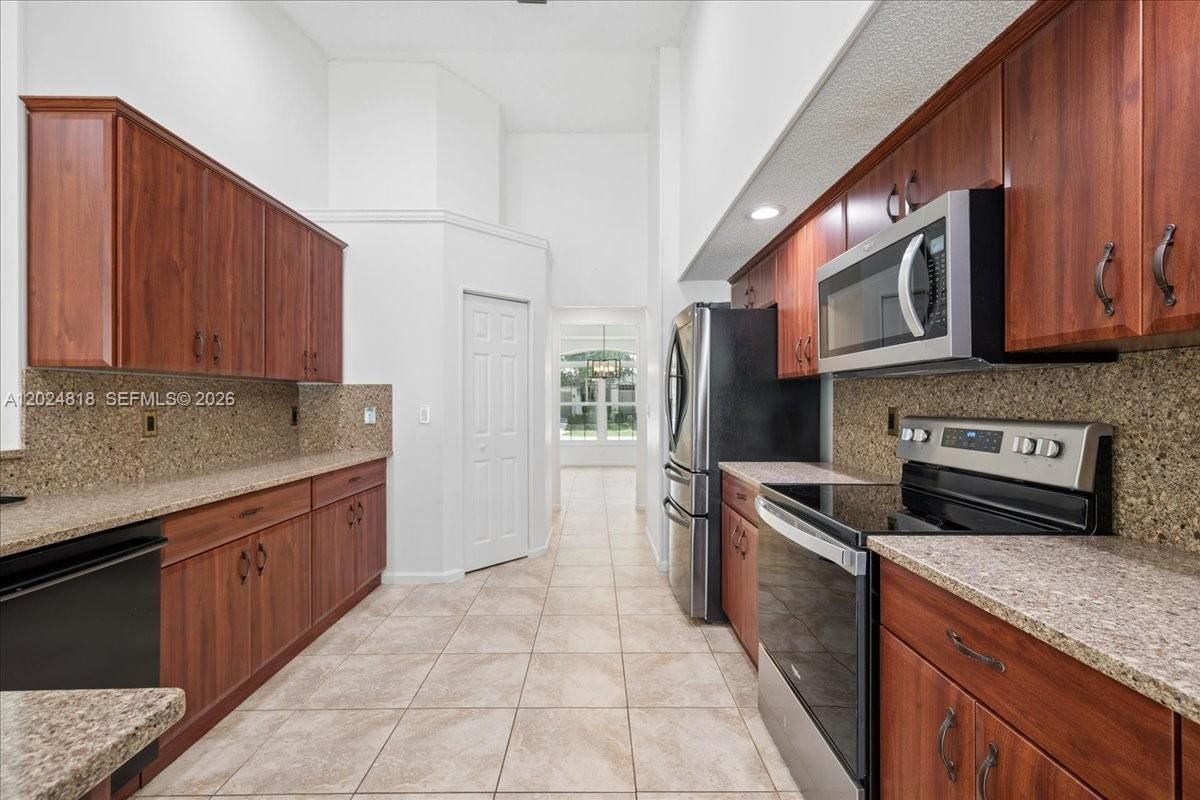 Real estate property located at 6508 54th Ct, Broward, Boulevard Forest, Lauderhill, FL