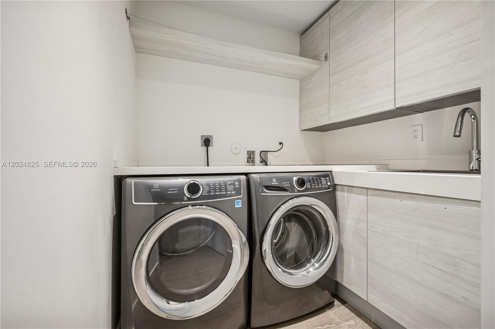 Real estate property located at 420 Hibiscus Dr, Miami-dade, Hibiscus Island, Miami Beach, FL