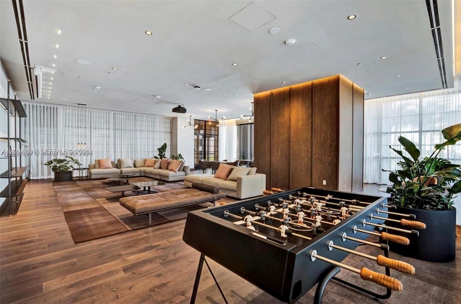 Real estate property located at 159 6th St #2508, Miami-dade, Gale Hotel And Residences, Miami, FL