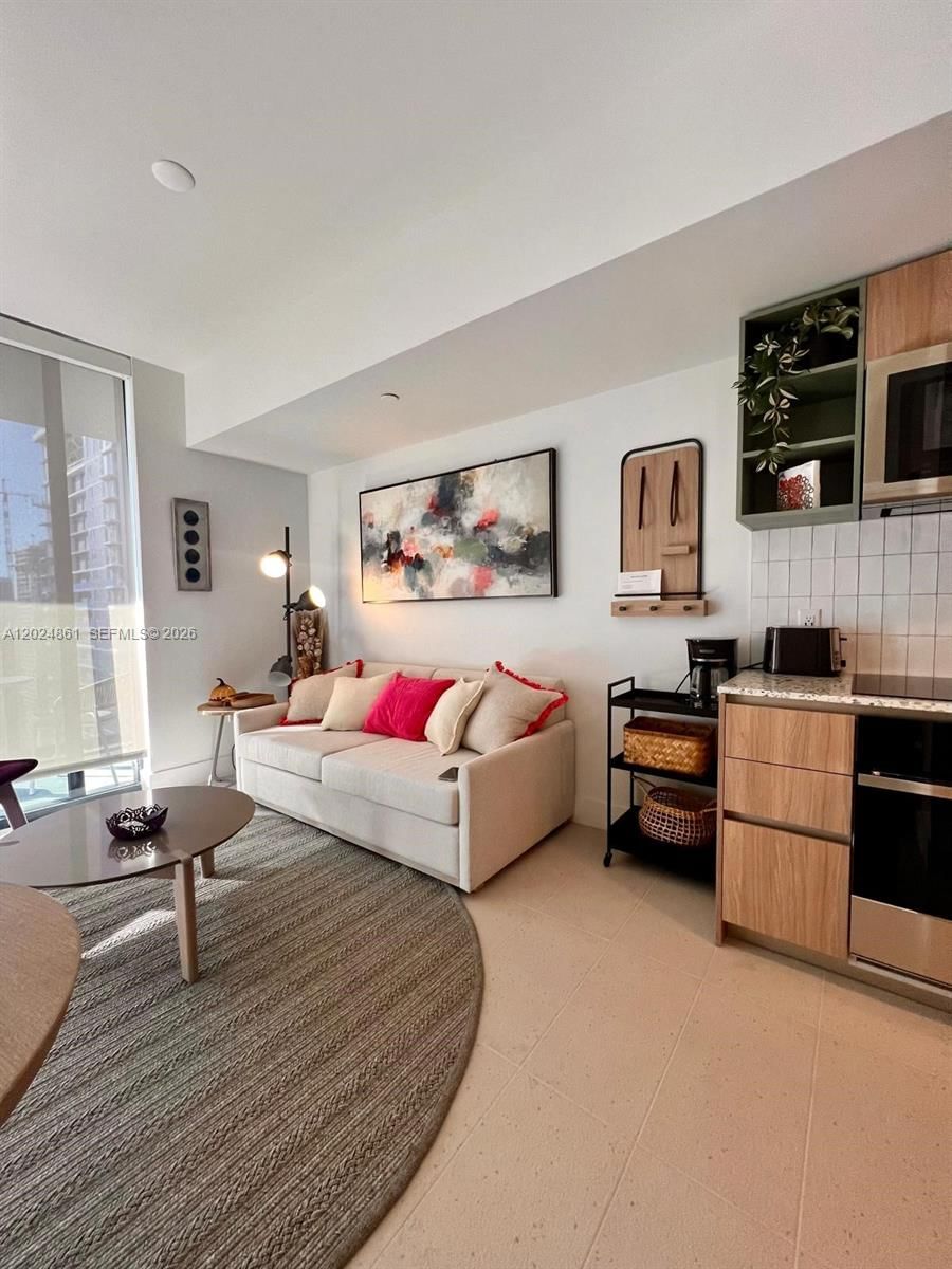 Real estate property located at 159 6th St #2508, Miami-dade, Gale Hotel And Residences, Miami, FL