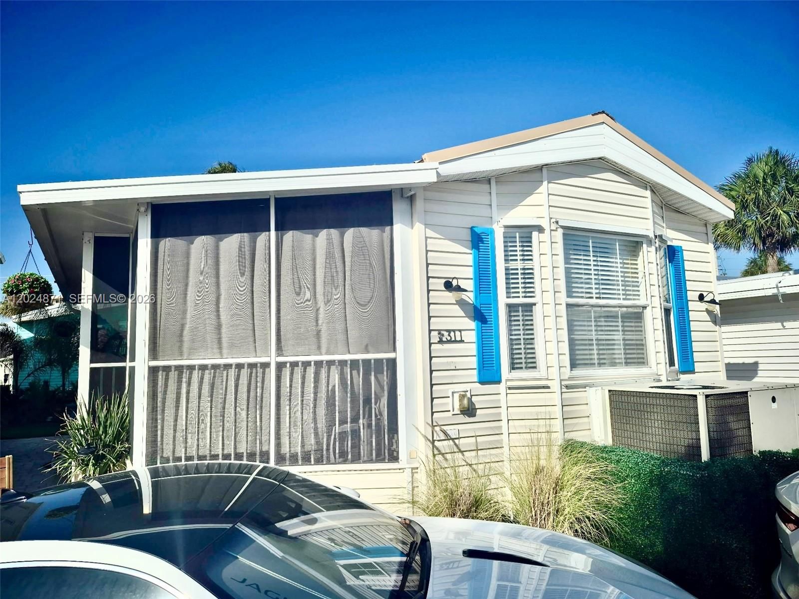 Real estate property located at 10725 Ocean Drive  Unit 311, St Lucie, Holiday Out At St Lucie I, Jensen Beach, FL