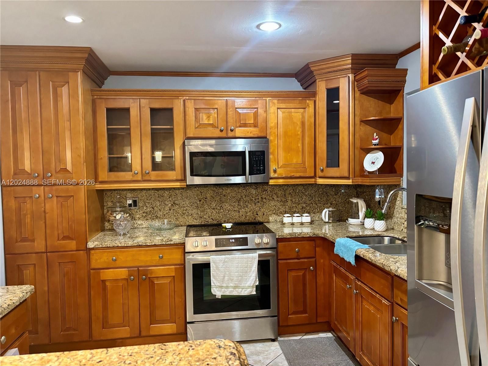 Real estate property located at 3171 16th Ct, Broward, Riverland Village Sec 1-r, Fort Lauderdale, FL