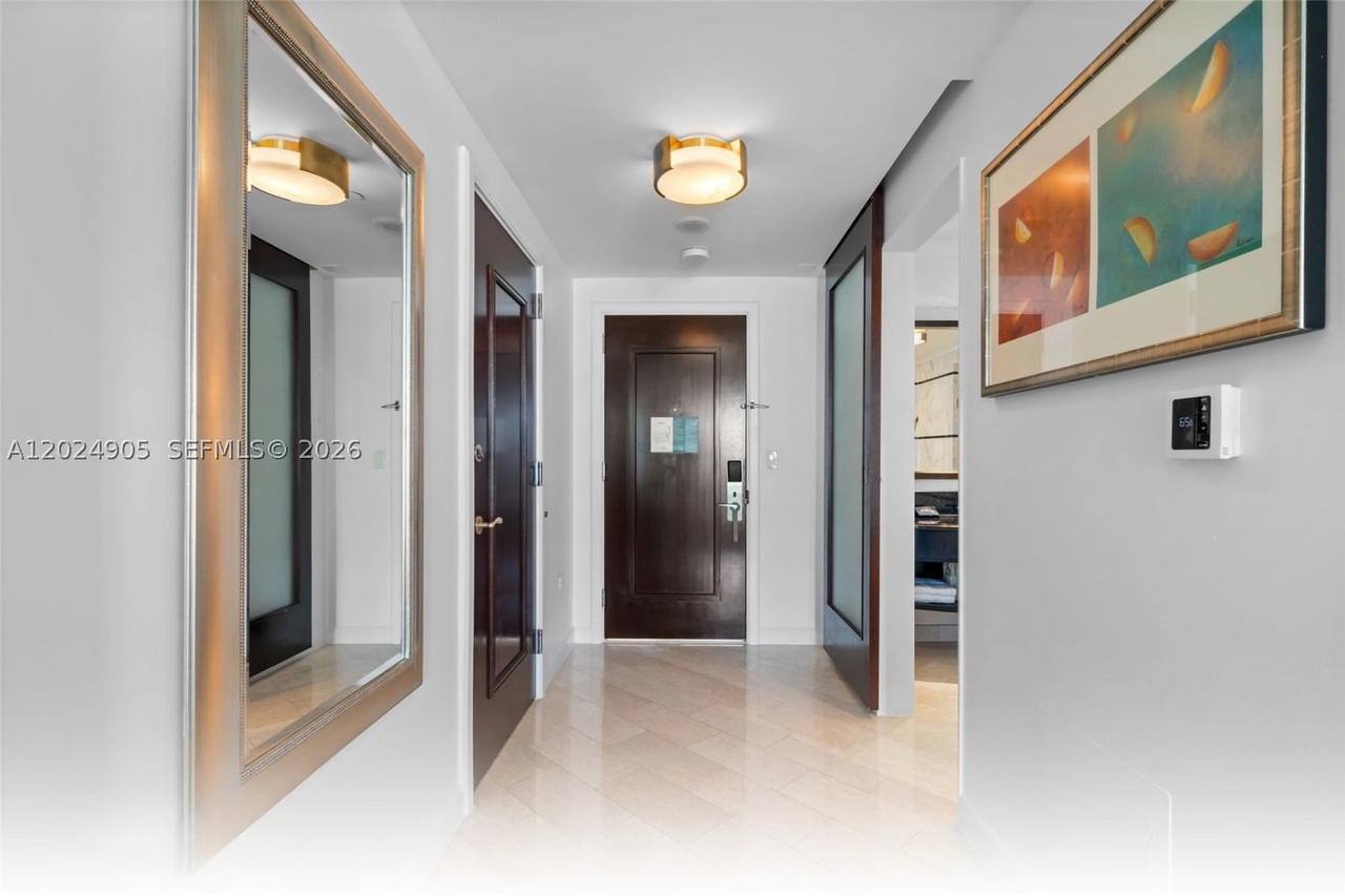 Real estate property located at 4391 Collins Ave #1001, Miami-dade, Fontainebleau Iii Ocean C, Miami Beach, FL