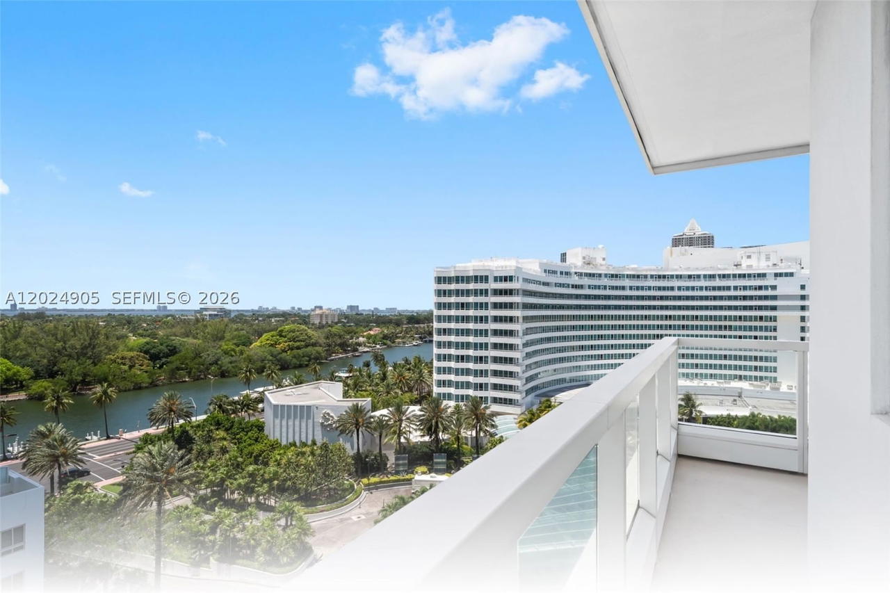 Real estate property located at 4391 Collins Ave #1001, Miami-dade, Fontainebleau Iii Ocean C, Miami Beach, FL
