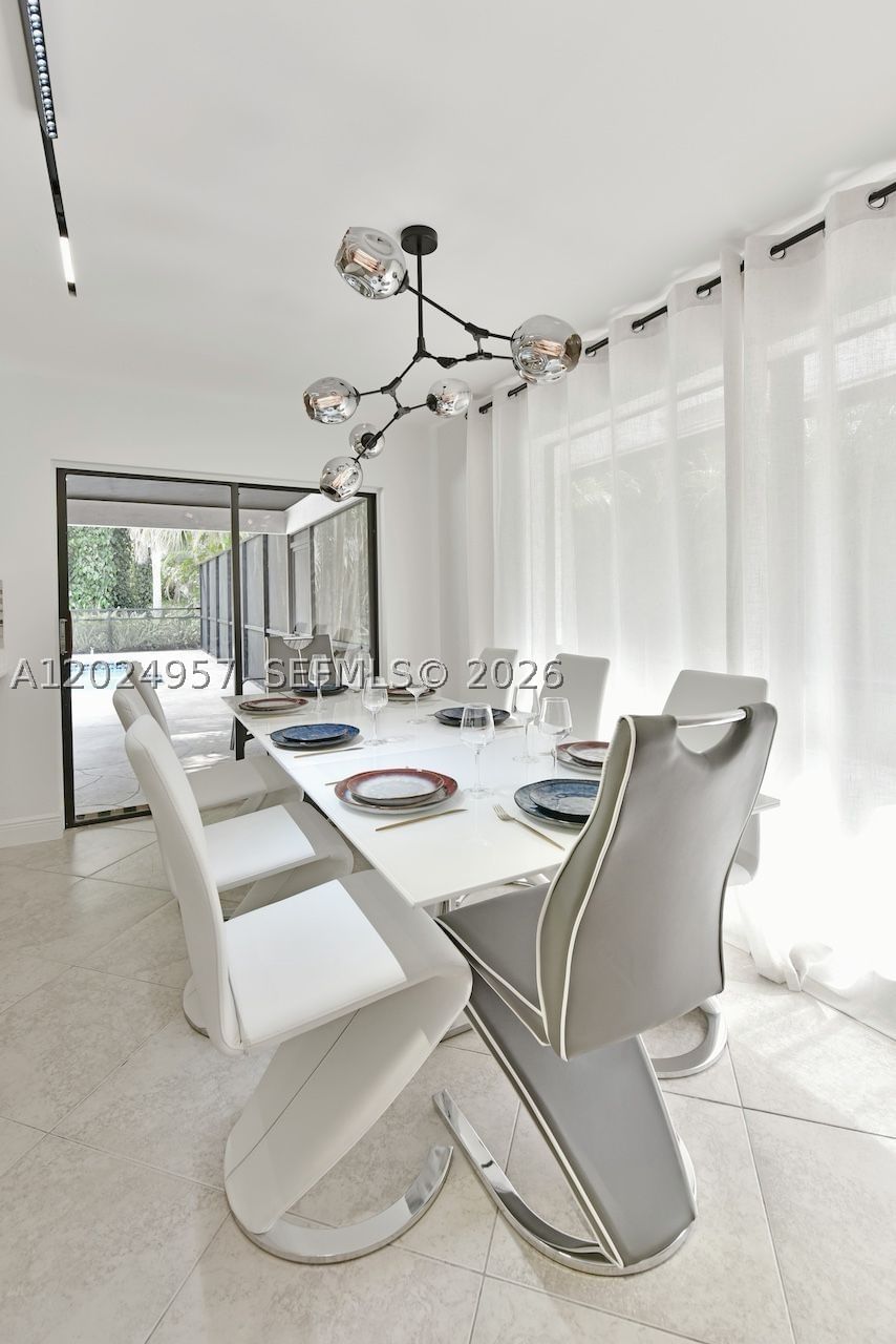 Real estate property located at 13353 Doubletree Cir, Palm Beach, Pinewood Of Wellington, Wellington, FL