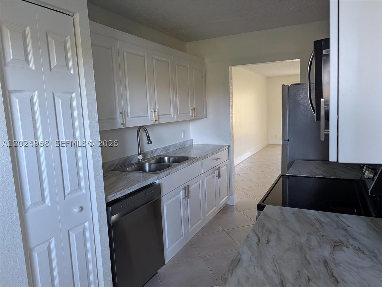 Real estate property located at 1400 124th Ter #109Q, Broward, Cambridge At Century Vill, Pembroke Pines, FL