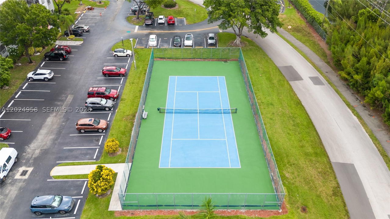 Real estate property located at 1400 124th Ter #109Q, Broward, Cambridge At Century Vill, Pembroke Pines, FL