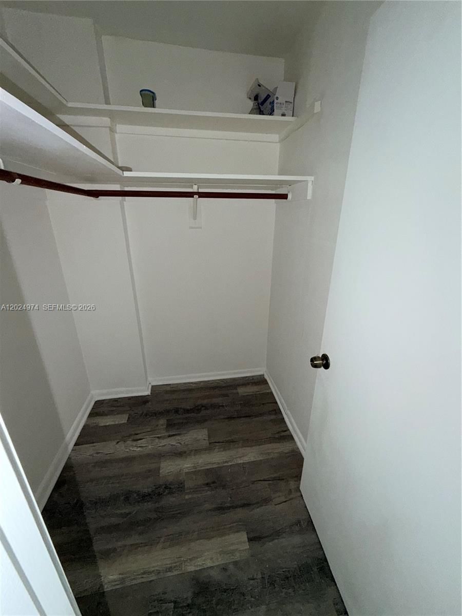 Real estate property located at 1470 125th Ter #605, Miami-dade, Three Horizons North Cond, North Miami, FL