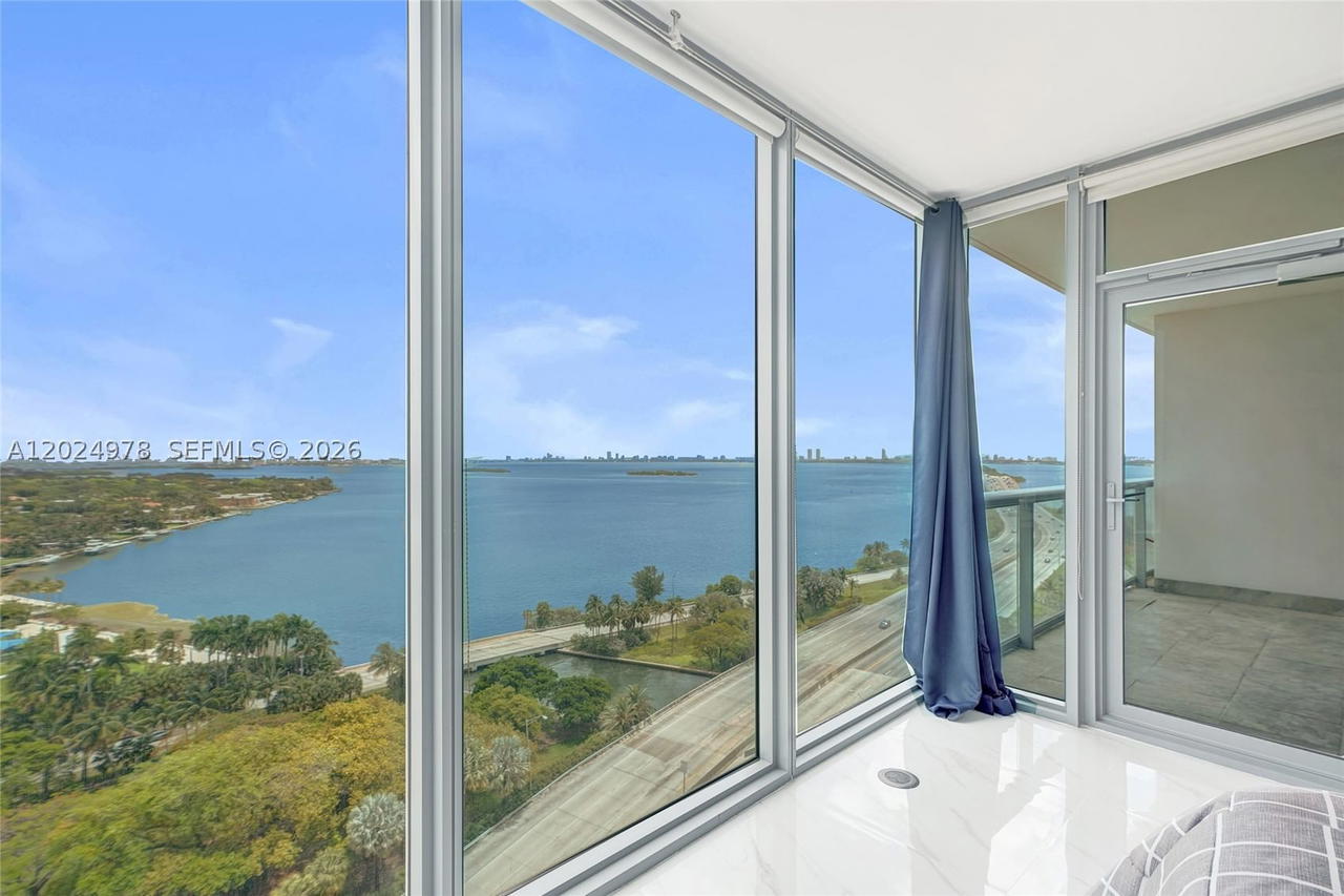 Real estate property located at 601 36th St #1508, Miami-dade, Blue Condo, Miami, FL