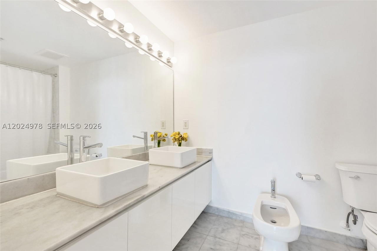 Real estate property located at 601 36th St #1508, Miami-dade, Blue Condo, Miami, FL