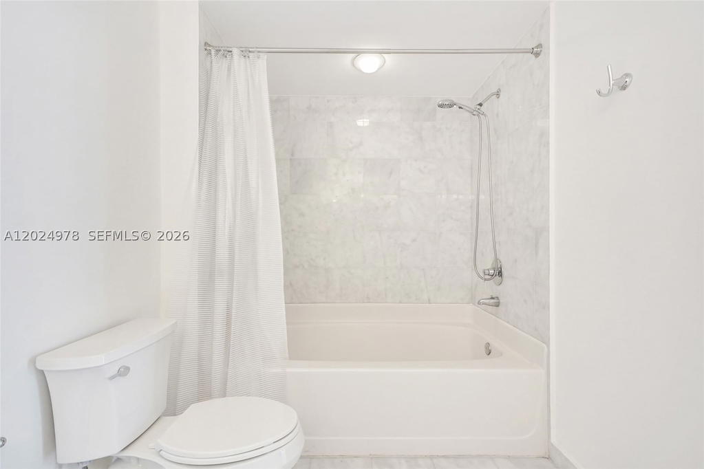 Real estate property located at 601 36th St #1508, Miami-dade, Blue Condo, Miami, FL