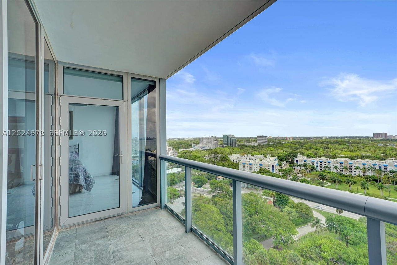 Real estate property located at 601 36th St #1508, Miami-dade, Blue Condo, Miami, FL