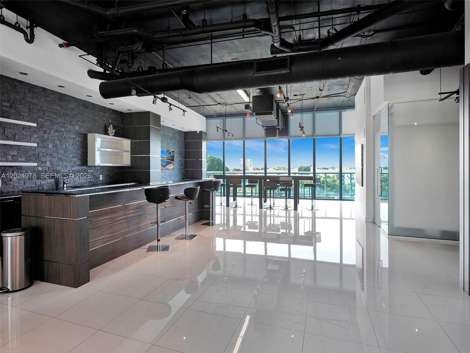Real estate property located at 601 36th St #1508, Miami-dade, Blue Condo, Miami, FL