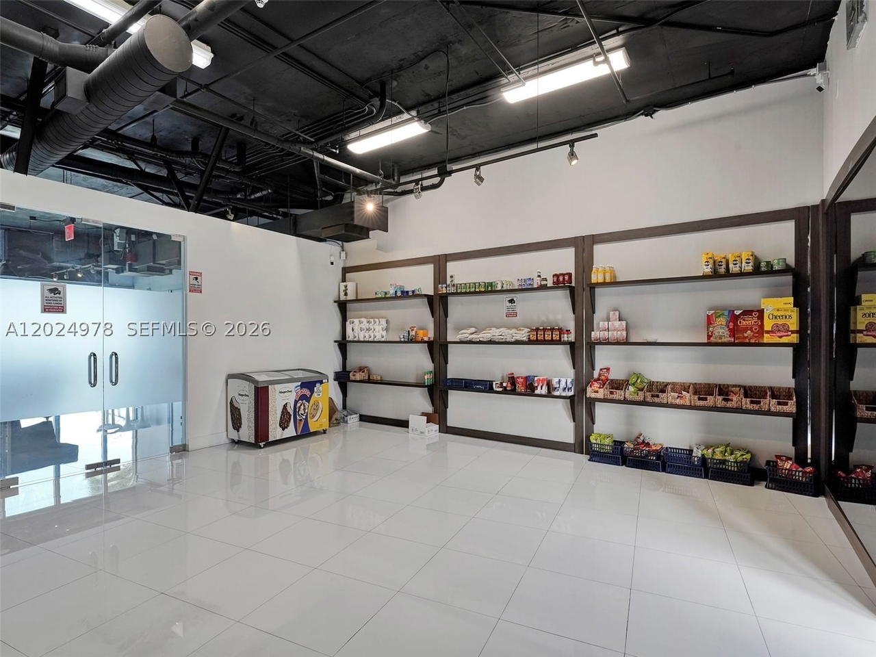 Real estate property located at 601 36th St #1508, Miami-dade, Blue Condo, Miami, FL
