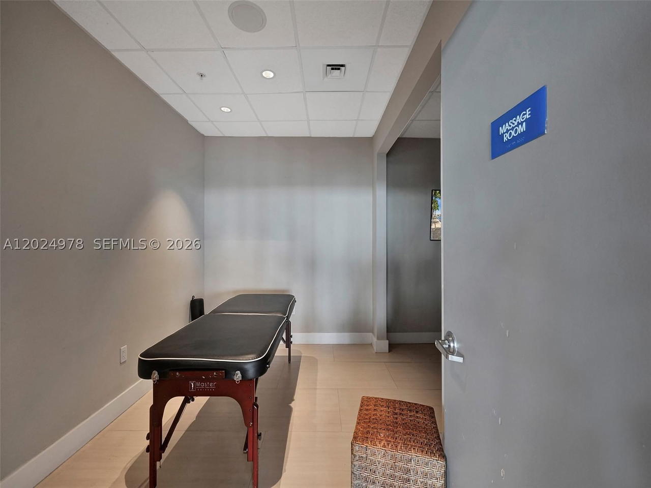 Real estate property located at 601 36th St #1508, Miami-dade, Blue Condo, Miami, FL