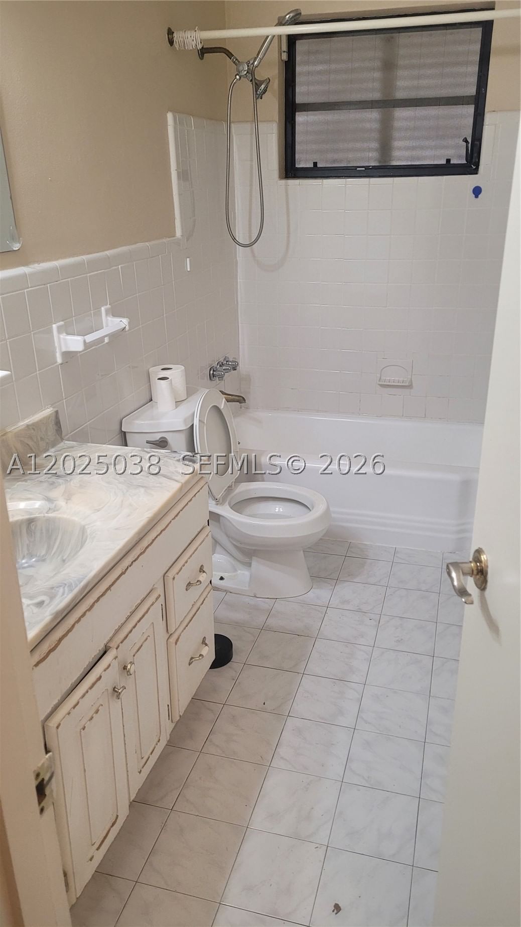 Real estate property located at 19641 Belview Dr, Miami-dade, Bel-aire Sec 2, Cutler Bay, FL