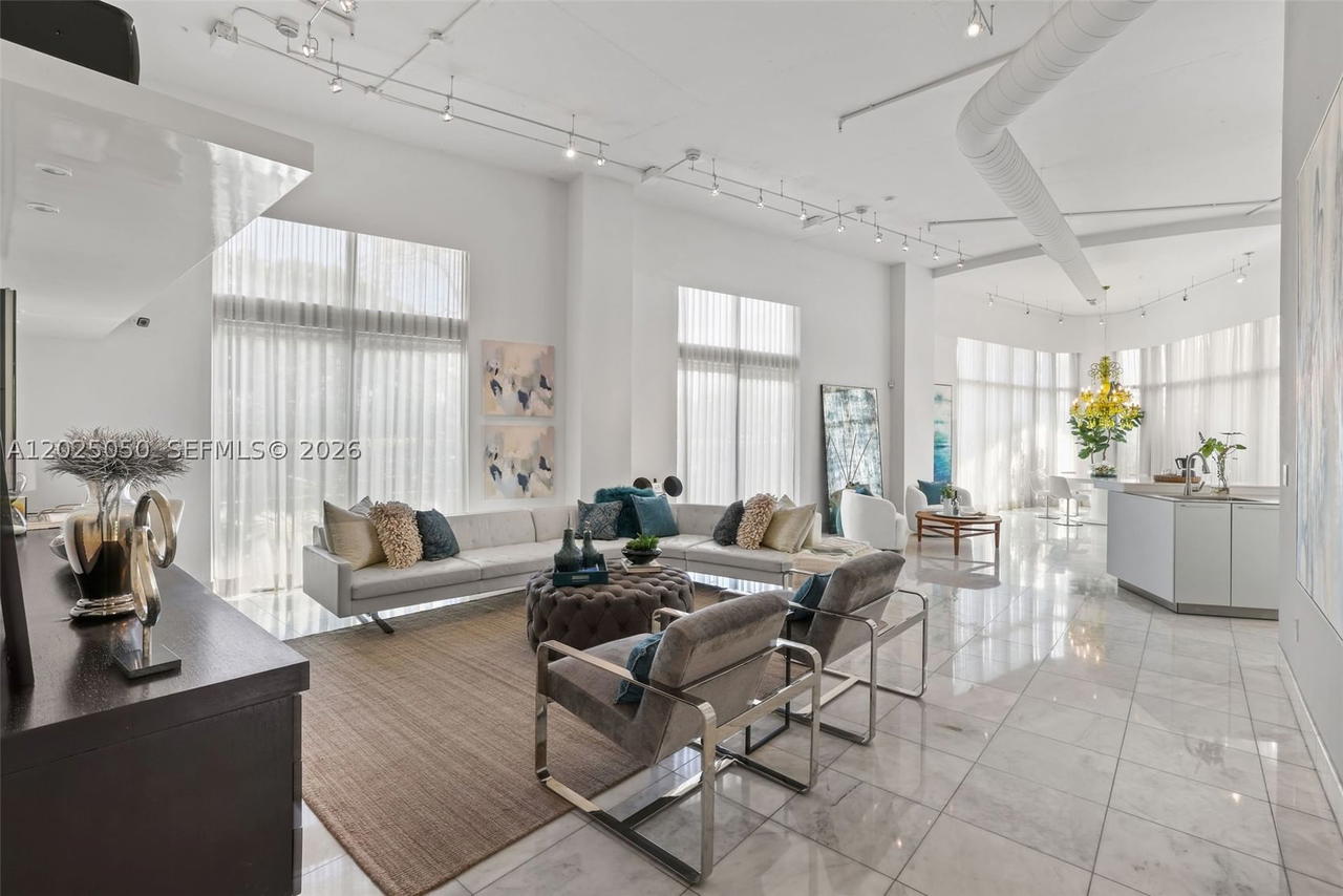Real estate property located at 2001 Meridian Ave #101, Miami-dade, The Meridian Condo, Miami Beach, FL