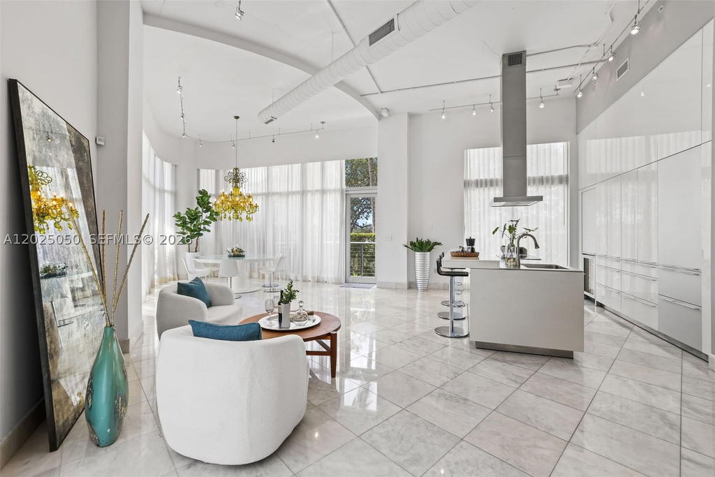 Real estate property located at 2001 Meridian Ave #101, Miami-dade, The Meridian Condo, Miami Beach, FL