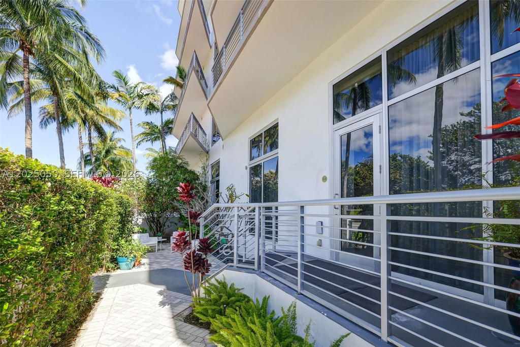 Real estate property located at 2001 Meridian Ave #101, Miami-dade, The Meridian Condo, Miami Beach, FL