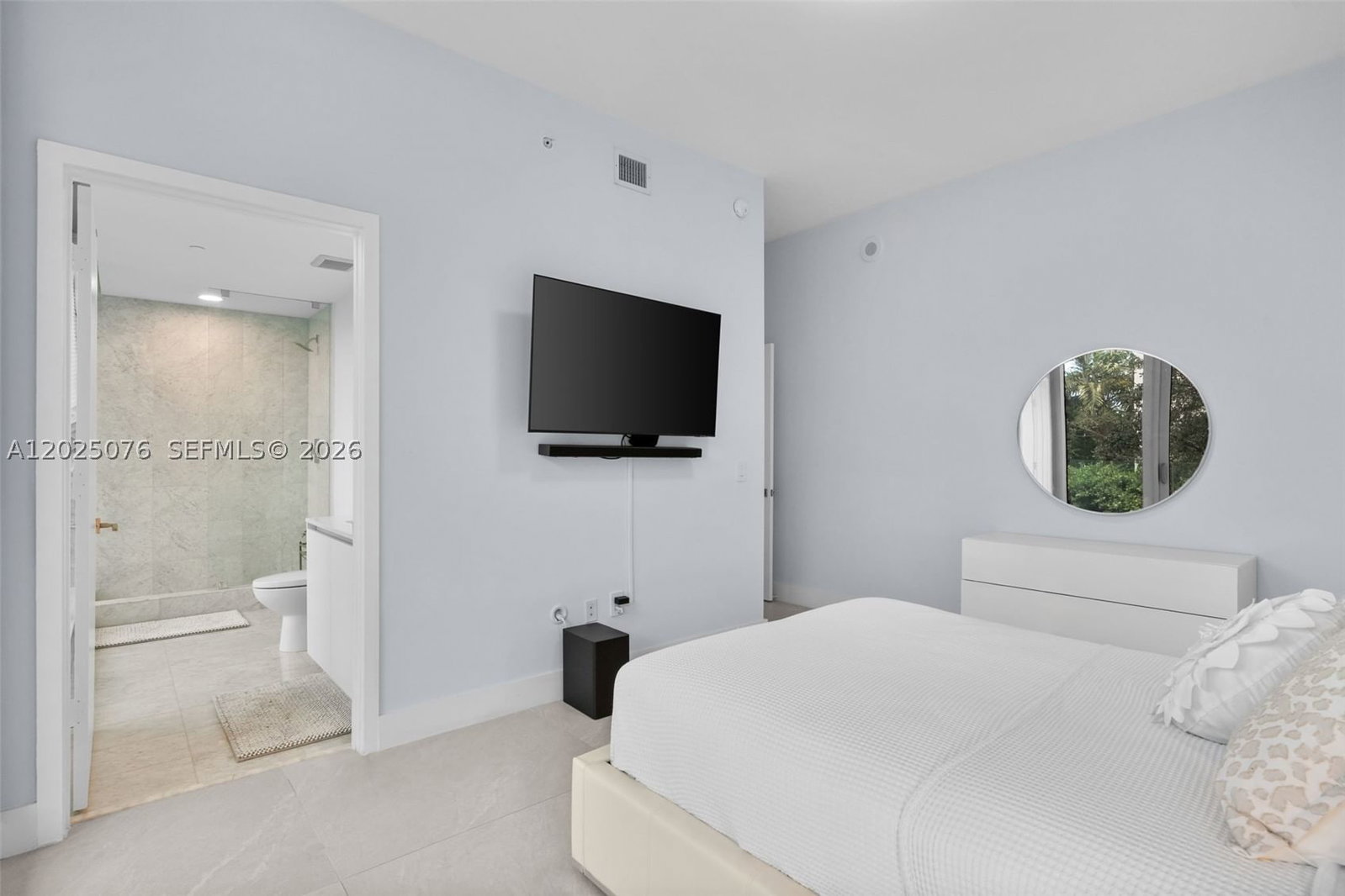 Real estate property located at 650 32nd St BH4, Miami-dade, Paraiso Bay Condo, Miami, FL