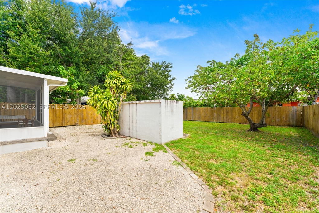 Real estate property located at 2311 2nd St, Miami-dade, Boscoble, Miami, FL