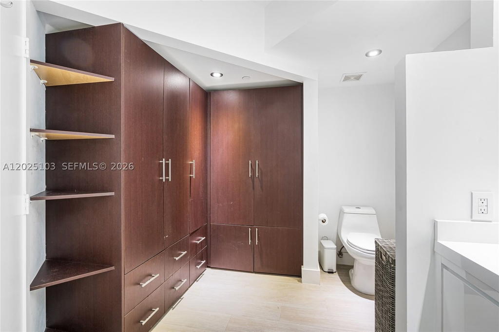Real estate property located at 1330 West Ave #2107, Miami-dade, The Waverly At South Beac, Miami Beach, FL