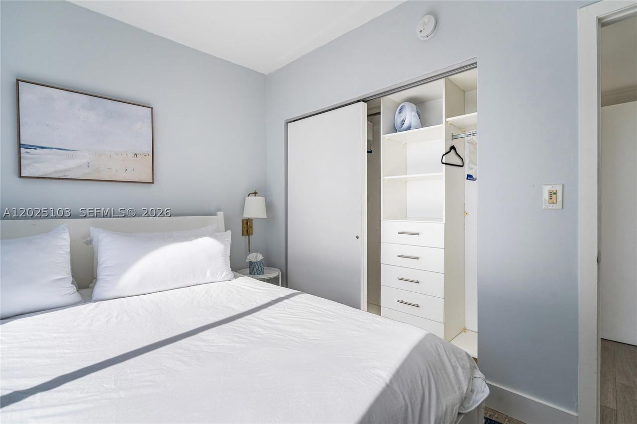 Real estate property located at 1330 West Ave #2107, Miami-dade, The Waverly At South Beac, Miami Beach, FL