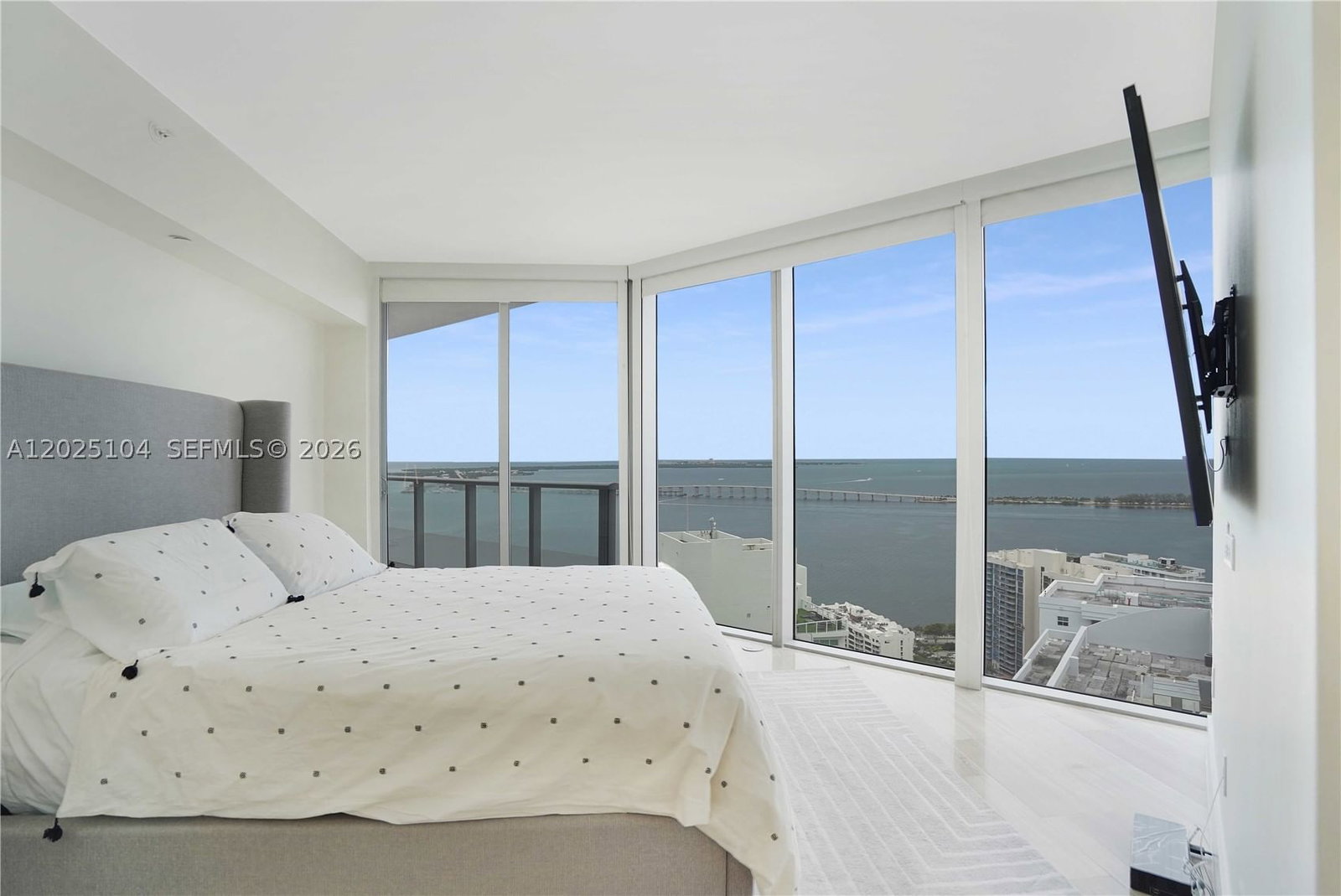 Real estate property located at 1300 Brickell Bay Dr #3402, Miami-dade, Brickellhouse Condo, Miami, FL