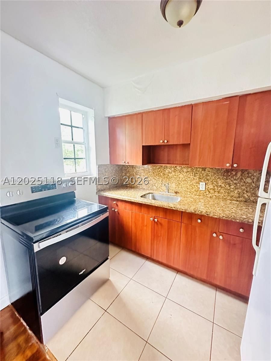 Real estate property located at 2371 27th St, Miami-dade, Silver Bluff Est Sec C, Miami, FL