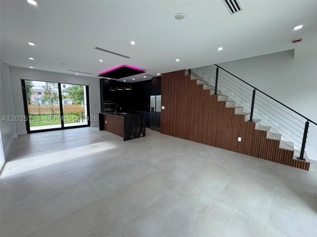 Real estate property located at 1924 27th St, Miami-dade, Rosemont Park, Miami, FL