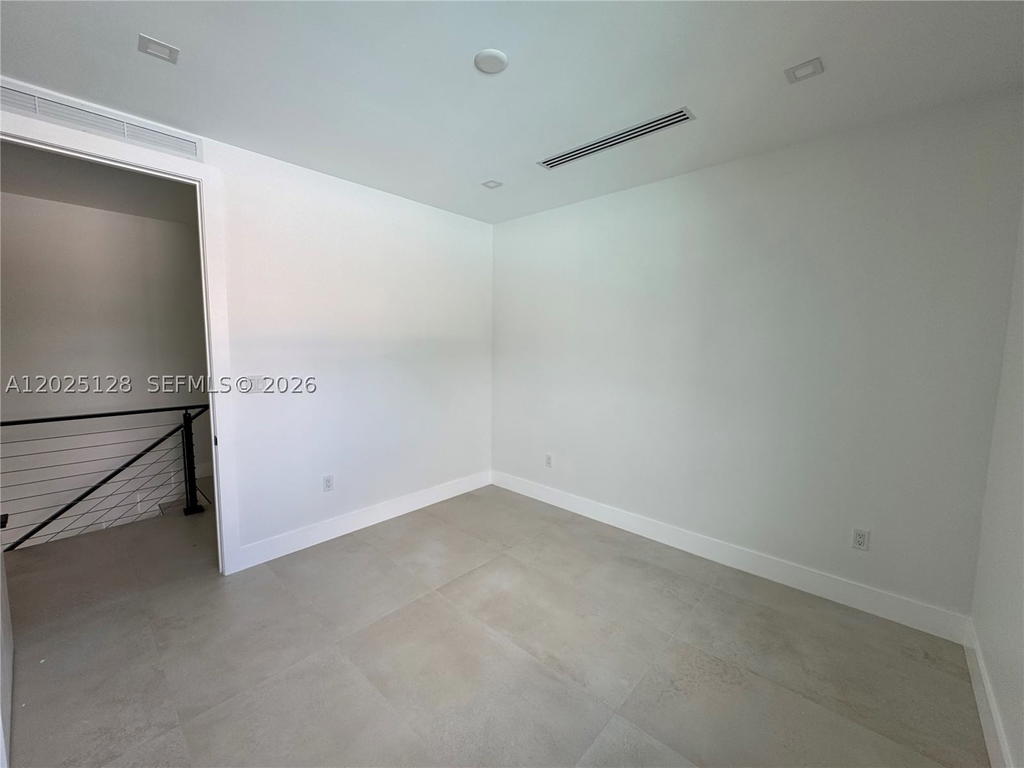 Real estate property located at 1924 27th St, Miami-dade, Rosemont Park, Miami, FL